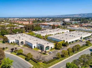 116,780-sq.-ft. office/industrial property in Fremont, CA